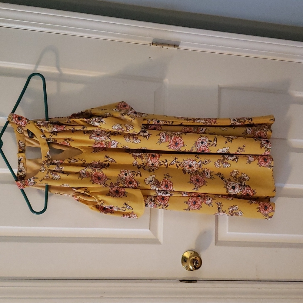 floral off-the-shoulder dress